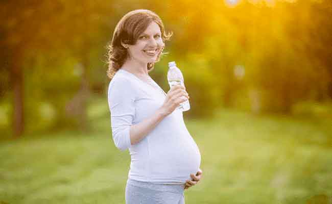 حتى لو لربع ساعة فقط…كيف تستفيد الحامل من المشي يومياً؟