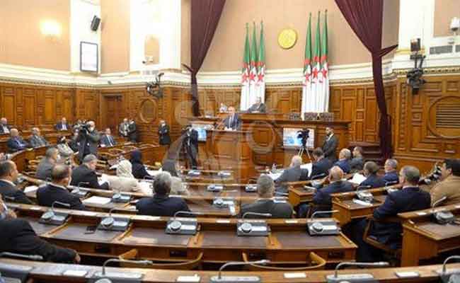 مصادقة مجلس الأمة على مشروعي قانوني مكافحة المضاربة غير المشروعة وتعديل قانون العقوبات