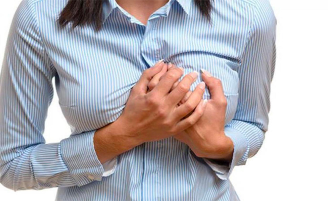 هل الألم في الثدي عند الضغط عليه يدعو للقلق؟