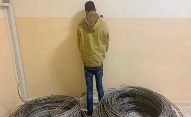 توقيف 3 أشخاص تورطوا في سرقة الكوابل الكهربائية بالمدية