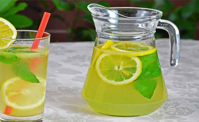 أي مشروبات ستساعدكم على الهضم بشكل أفضل؟