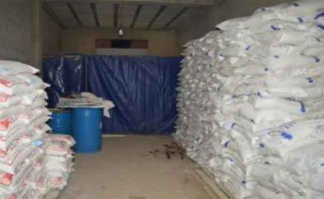 حجز أزيد من 147 قنطارا من المواد الغذائية بحرشون بالشلف