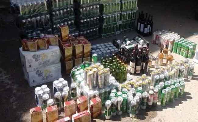 حجز أزيد من 8 ألاف وحدة من الخمور بفرعون ببجاية عشية الإحتفال بالسنة الجديدة
