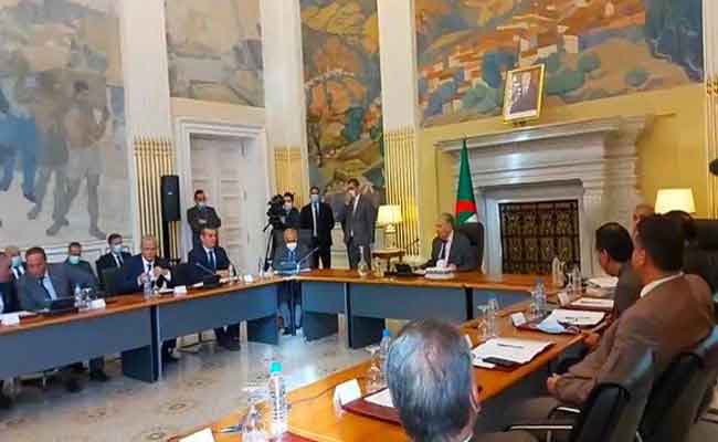 إشراف قوجيل على تنصيب اللجنة البرلمانية للاستعلام والتحقيق في معضلة ندرة بعض المواد الغذائية