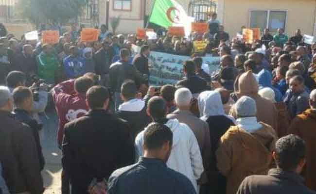 احتجاج تحذيري لعمال التربية غدا الإثنين