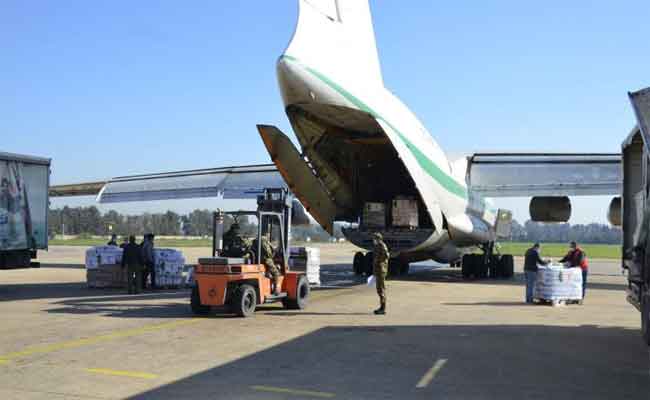 إرسال الجزائر دفعة رابعة من المساعدات إلى مالي