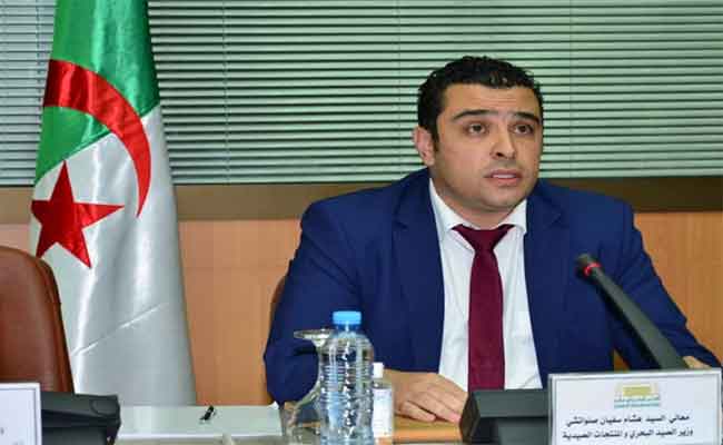 وزير الصيد البحري صلواتشي يستقبل وفدا برلمانيا موريتانيا