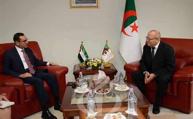 استقبال بوسليماني لسفير الأردن بالجزائر