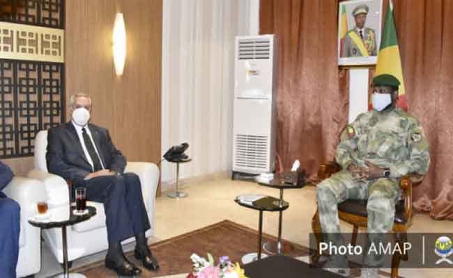 وساطة جزائرية لحل الأزمة بين مالي والمجموعة الاقتصادية لدول غرب إفريقيا