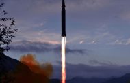 كوريا الشمالية تختبر صاروخا أسرع من الصوت
