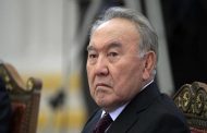 أصهار الرئيس كازاخستاني السابق يستقلون اتباعا