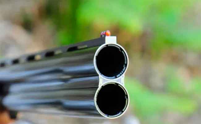 مقتل طفل و إصابة 4 من عائلته بطلق ناري على يد جارهم بالرويسات في ورڤلة