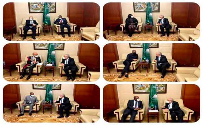 لعمامرة يجري سلسلة من اللقاءات مع نظرائه الأفارقة…