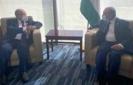 لعمامرة يجري محادثات مع رئيس الوزراء الفلسطيني قبيل انطلاق القمة الافريقية