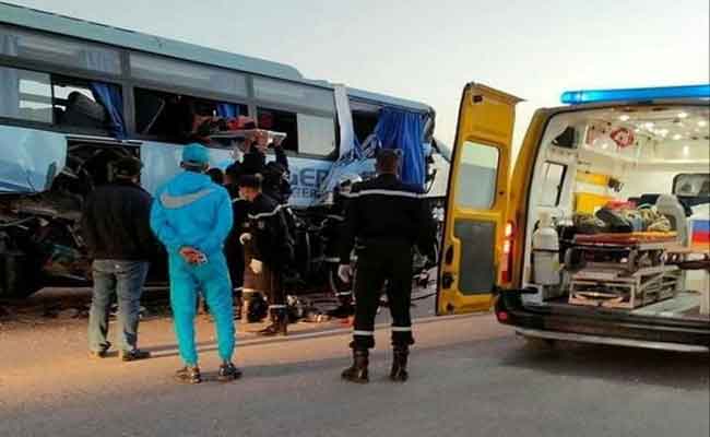 مجزرة مرورية تخلف 5 قتلى و 13 جريحا بورقلة