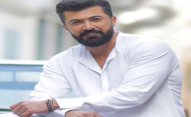 سيف نبيل يغازل جمهوره ب”عالعالم” في عيد الحب…