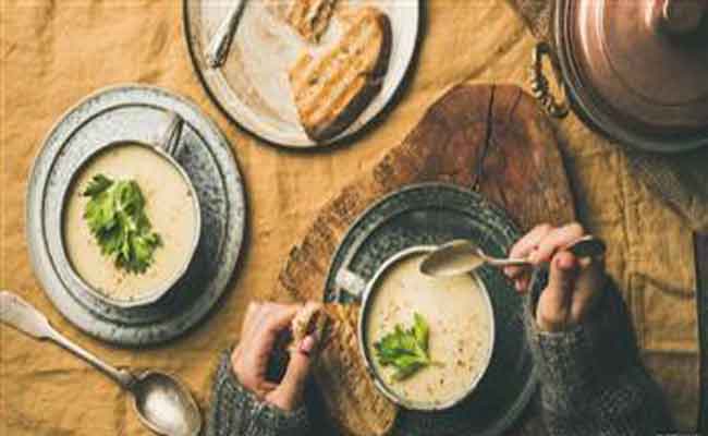 في فصل الشتاء…ما هي الاطعمة التي تمنح الدفء؟