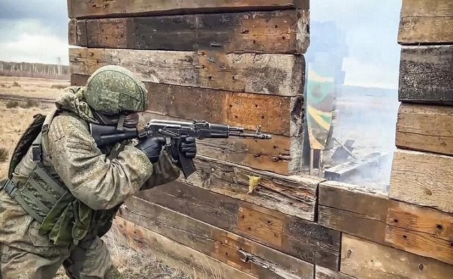 الجيش الروسي يقترب من قلب العاصمة