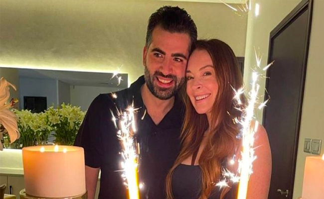 احتفال ليندسي لوهان بخطوبتها على بدر الشماس في الكويت…