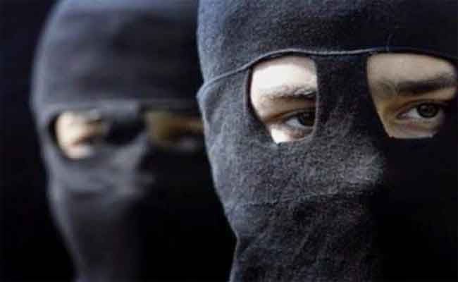 الإطاحة بالعصابة الملثمة المسلحة التي سرقت شركة أجنبية بالبليدة