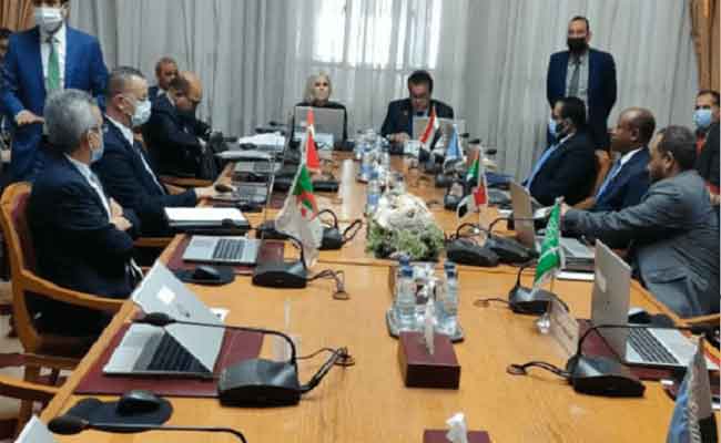 اقتراح الجزائر إنشاء منظمة عربية للصحة