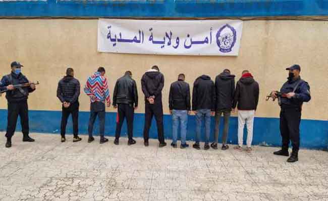 تفكيك عصابة إجرامية تحترف سرقة المحلات التجارية بالمدية