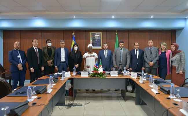 تنصيب مجموعة الصداقة البرلمانية الجزائرية الناميبية