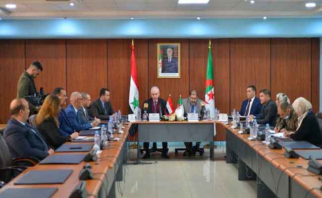 تنصيب المجموعة البرلمانية للصداقة “الجزائر-سوريا”