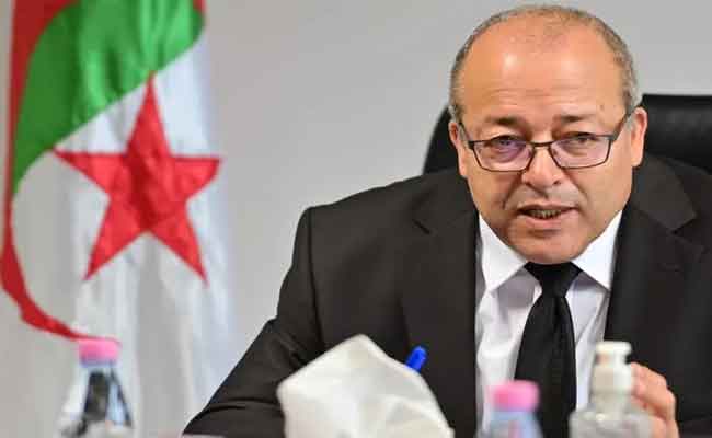 وزير الاتصال يؤكد أن الجزائر تتبنى سياسة وطنية جديدة لترقية الإعلام والاتصال