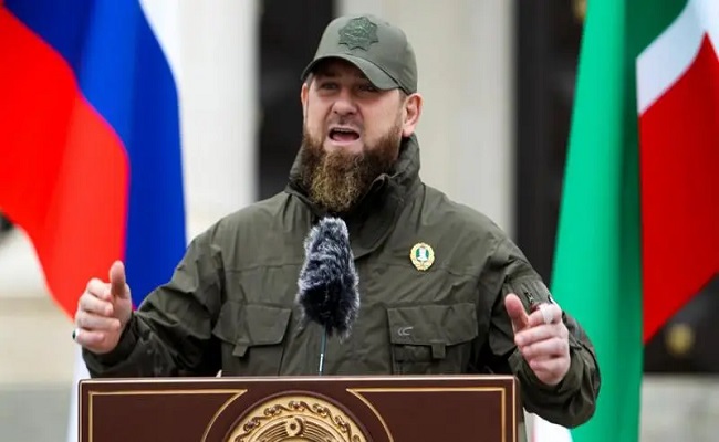 قديروف يوصي بتفقد قواعد المقاتلين الشيشان في أوكرانيا