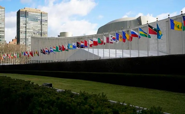 روسيا تدعو لنقل مقر الأمم المتحدة من أمريكا