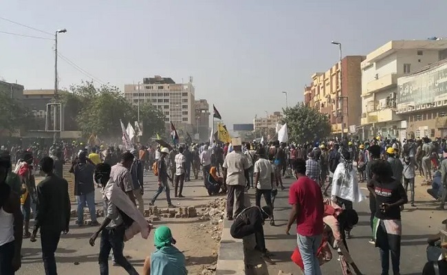 في السودان تواصل التظاهرات المنددة بغلاء الأسعار