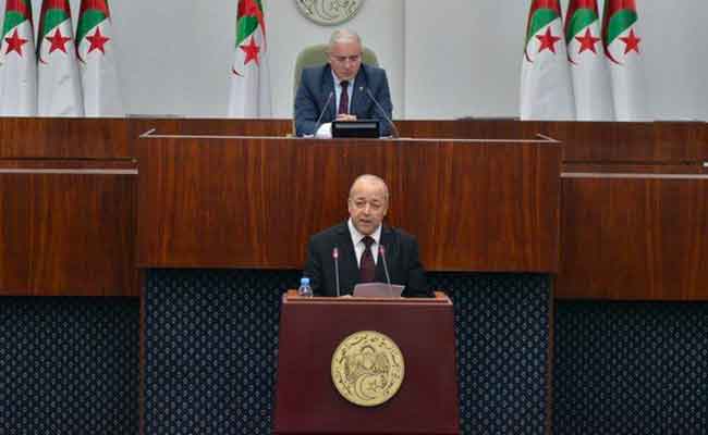 بوسليماني : وزارة الاتصال تعمل على “تطوير وتعزيز الإطار القانوني والتنظيمي للقطاع