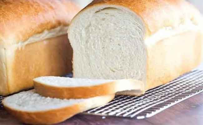 هل صحيحٌ أن الخبز الابيض يزيد من الوزن؟