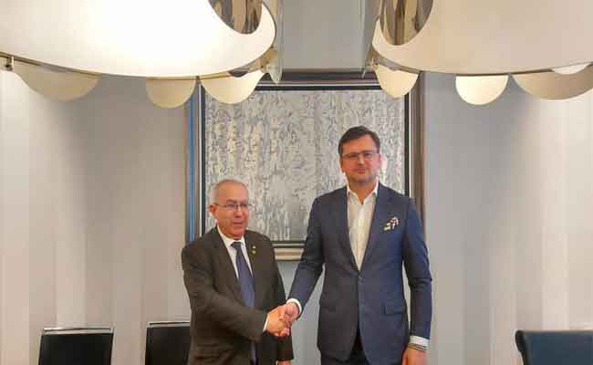 لقاء لعمامرة نظيره الأوكراني