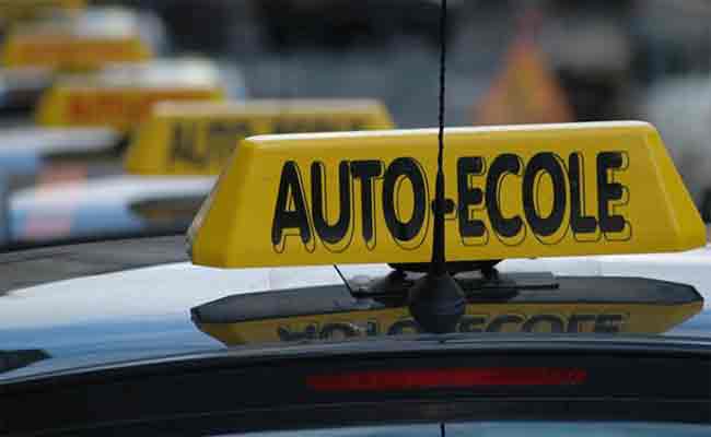 نقابة تكوين السائقين المحترفين تقرر تنظيم وقفة احتجاجية