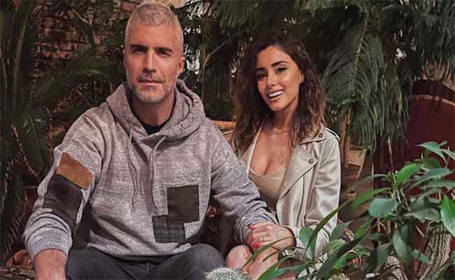 أوزجان دينز يستعد دخول القفص الذهبي والعروس الجديدة حبيبته الايرانية التي تصغره ب24 عاما…