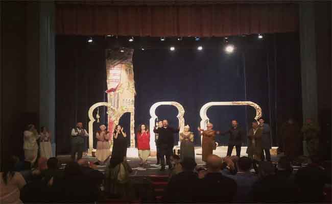 تقديم مسرحية “صيف افريقي” على خشبة المسرح الوطني الجزائري بالعاصمة…