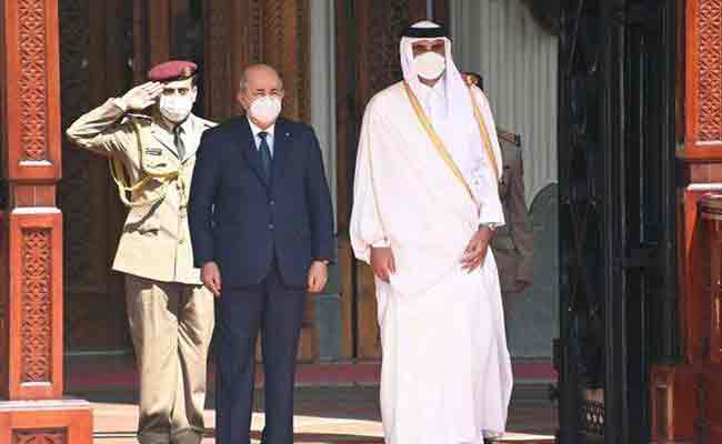 تبون يجري محادثات هاتفية مع أمير قطر…