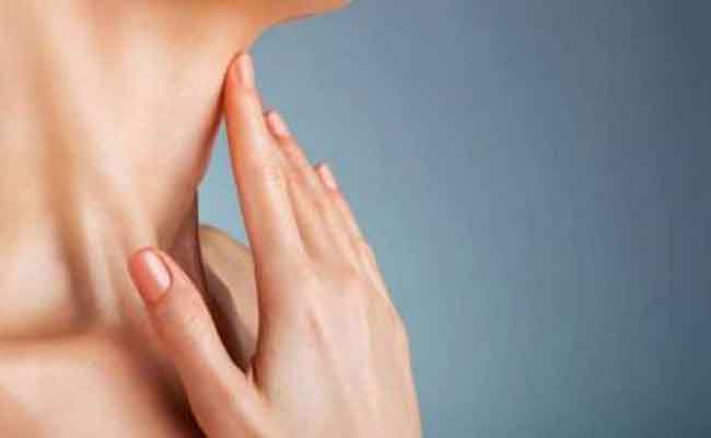 شد الرقبة عملية جراحية تخلّصك من الترهلات…كيف تتمّ؟