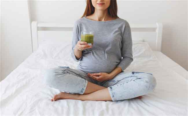 مشروبات لذيذة بديلة عن القهوة تناسبكِ في فترة الحمل…