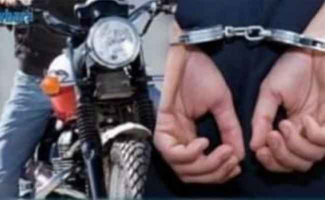 أمن بجاية يطيح بعصابة إجرامية تحترف سرقة الدراجات النارية