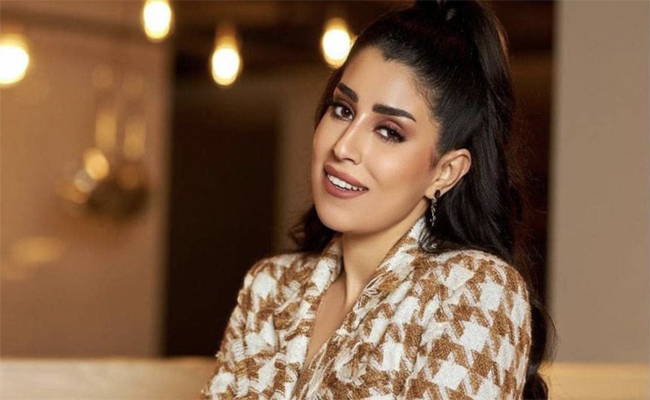 أيتن عامرتفتتح أعمالها الغنائية لصيف 2022 ب “خطافة الرجالة” بعد تألقها في “ستو أنا” برمضان…