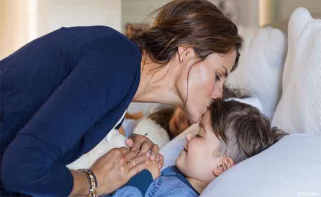 أي خطوات يمكن ان تساعدكِ لتعويد طفلكِ على النوم المبكر؟