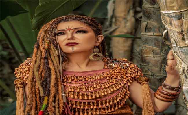 الديفا سميرة سعيد تتألق مجددا في اللون المغربي بجديدها” يلا روح”…