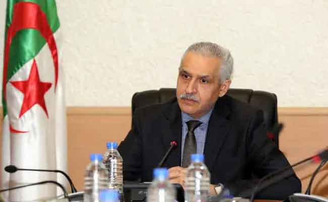 وزير النقل يوج تعليمات لتطوير أداء النقل البحري وتسيير الموانئ