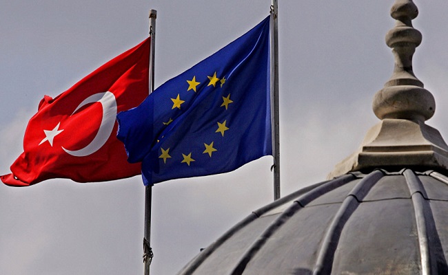 تركيا تسد على نفسها باب الاتحاد الأوربي