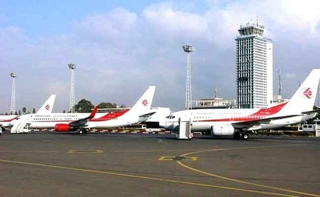 العثور على جثتي شابين بأحد أجزاء طائرة تابعة للخطوط الجوية الجزائرية