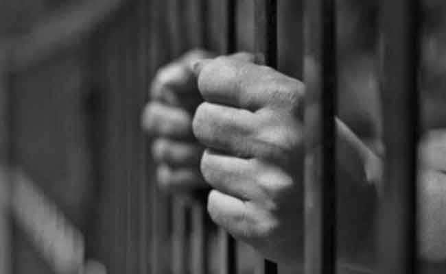 التماس المؤبد لأب قتل ابنته المتزوجة شنقا رفقة الأخ و بمساعدة الأم