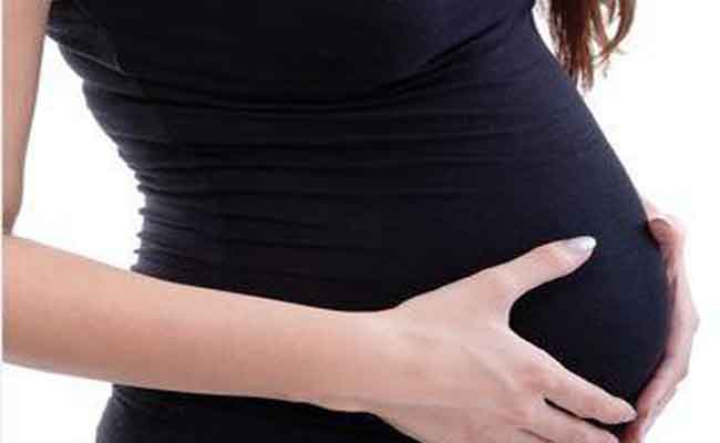 لماذا يجب ان تتجنّبي الملابس الضيّقة خلال فترة الحمل؟